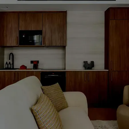 Superbo Apartment *